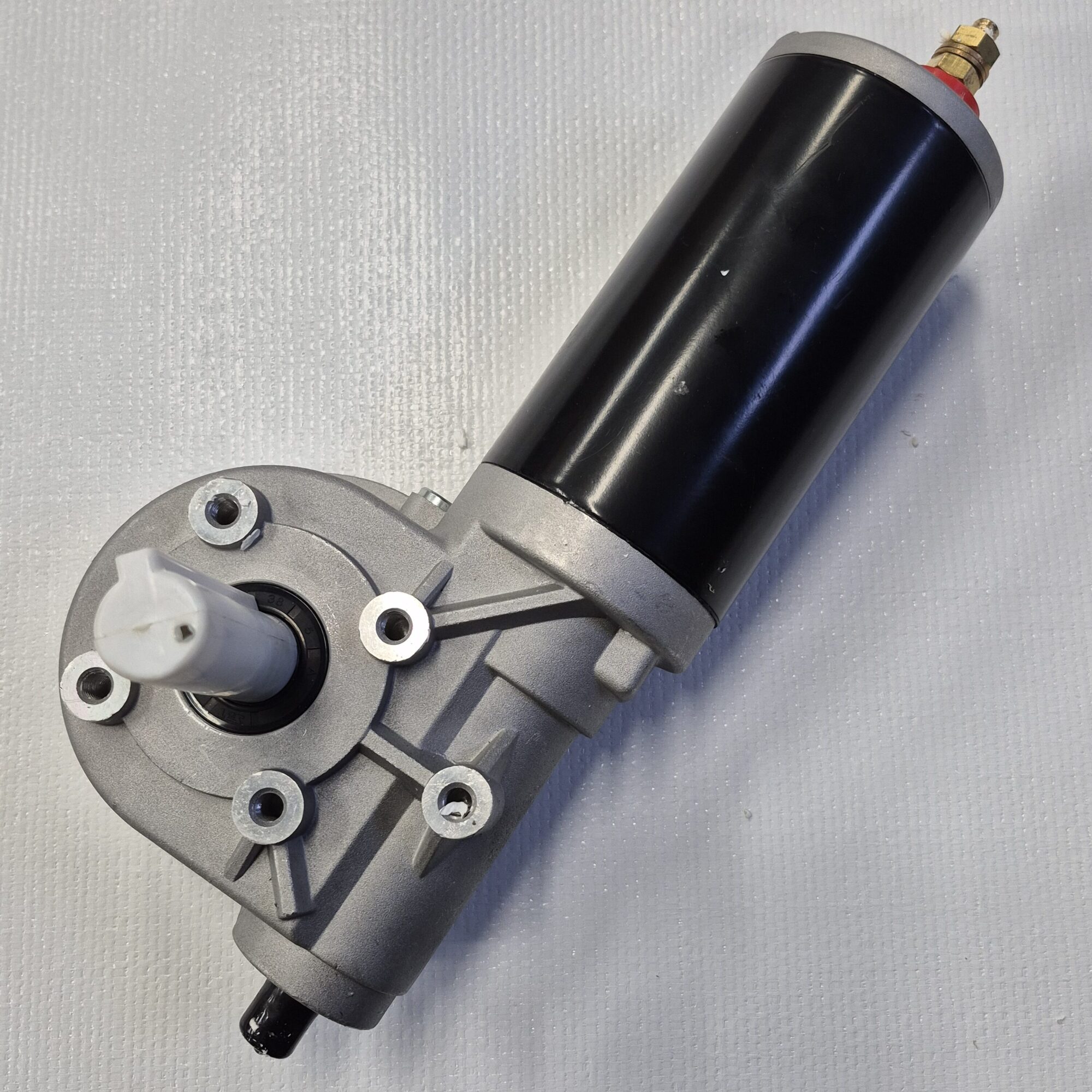 1000004000-scaled-aspect-ratio-300-300